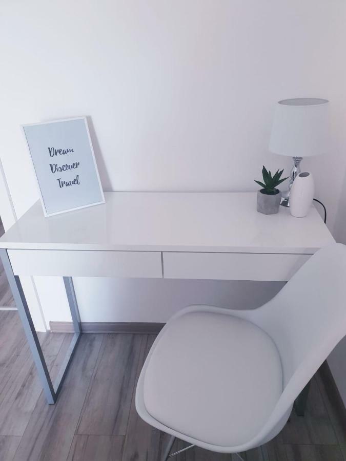 Apartmani Andrej Udbina Esterno foto