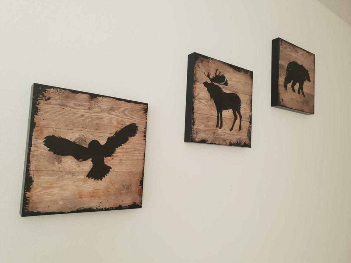 Apartmani Andrej Udbina Esterno foto